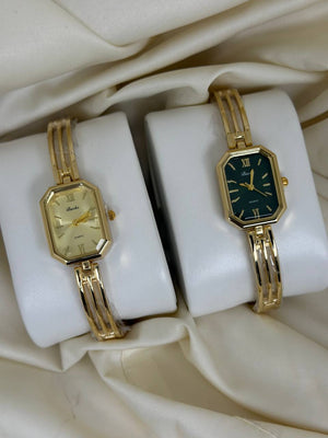 ساعة مستطيلة رومانية ذهبية ⌚