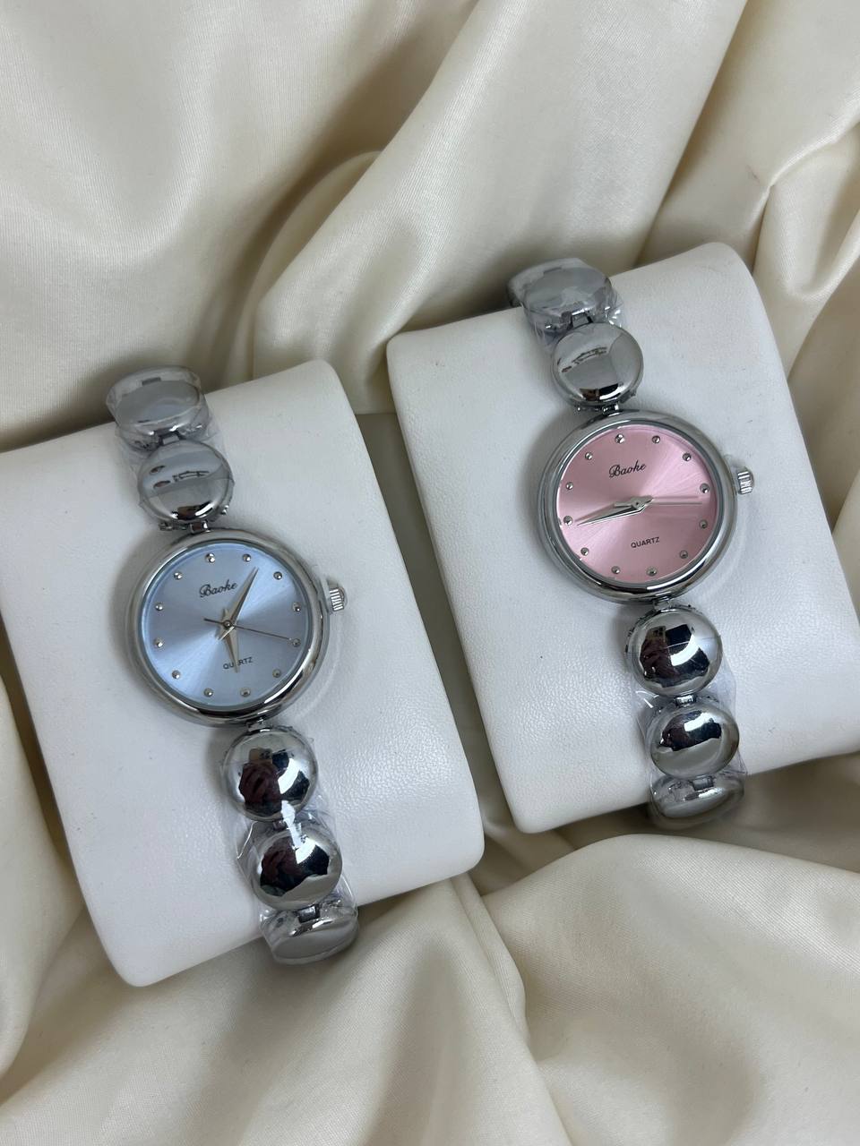 ساعة الحبات الفضية ⌚